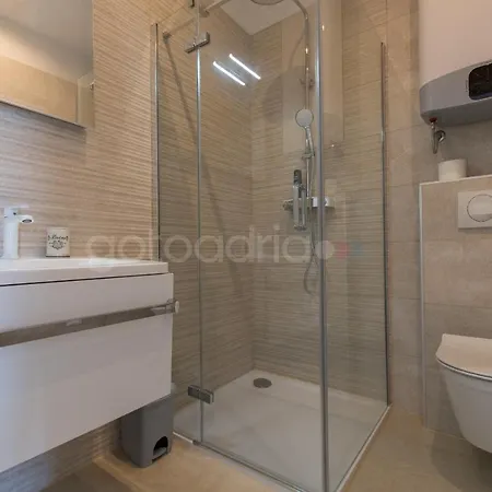 Seaview Penthouse Milano Апартаменты Макарска