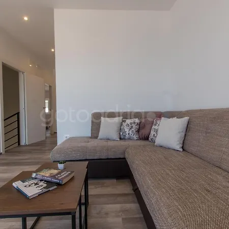 Seaview Penthouse Milano Apartment